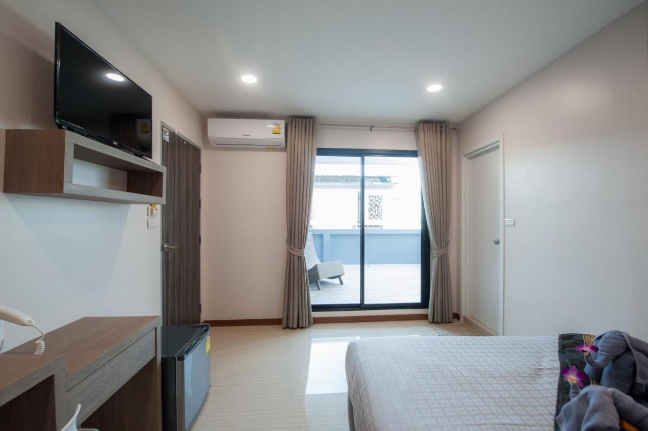 The Moon Night Hotel Bangkok Exteriör bild